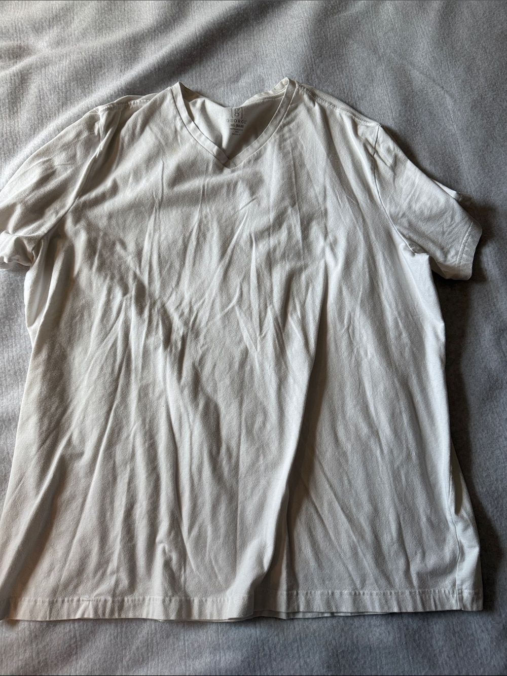 George Men's White V-Neck Short Sleeve Tee